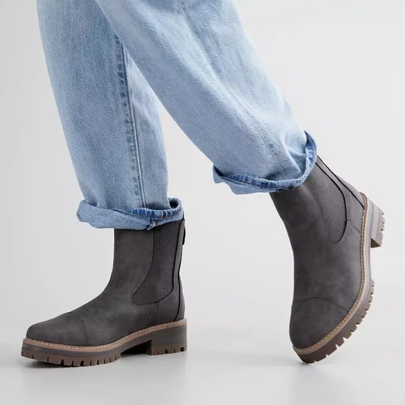 Vintage 93 Brooklyn Chelsea Boot - Picture 1 of 4